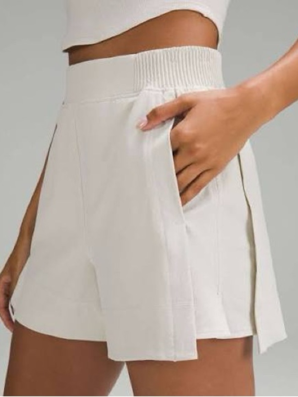 lululemon Stretch Woven Relaxed-Fit High-Rise Short 4"